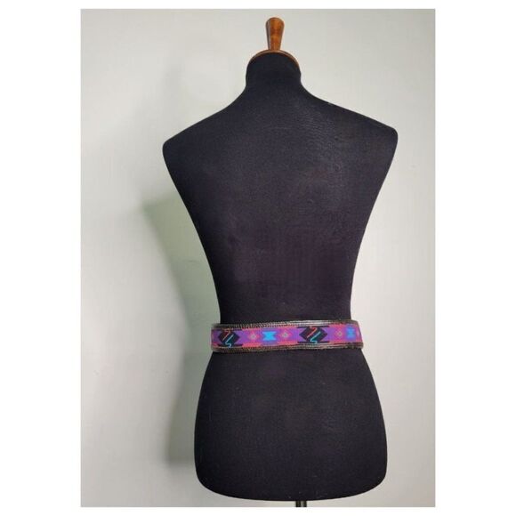 Vintage 1990\'s Circle Y Western Leather and Embroidery Belt main image 5